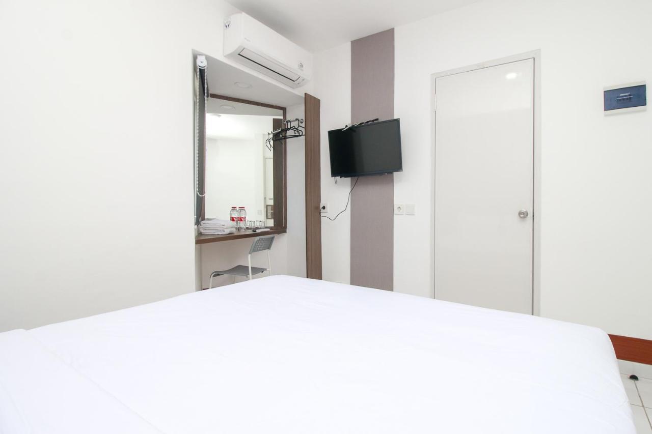 Parungkuda Smarthomm Inn Bandara מראה חיצוני תמונה