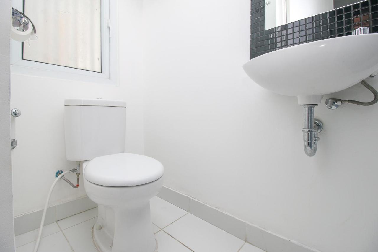 Parungkuda Smarthomm Inn Bandara מראה חיצוני תמונה