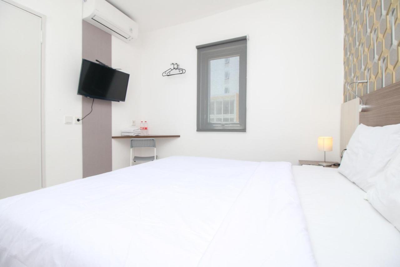 Parungkuda Smarthomm Inn Bandara מראה חיצוני תמונה