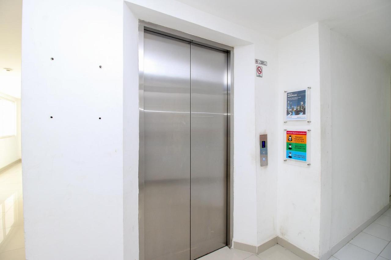 Parungkuda Smarthomm Inn Bandara מראה חיצוני תמונה